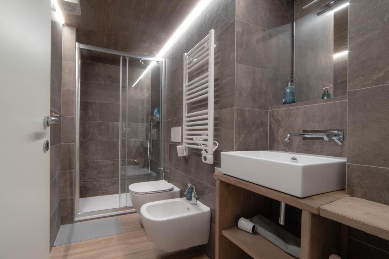 Belabri - Central Charme&Comfort -Mansarde E Appartamento Аоста Экстерьер фото
